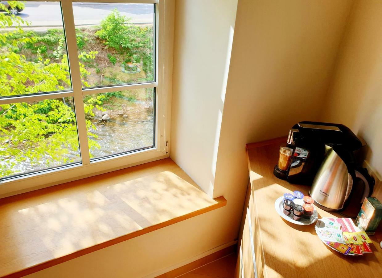 Exceptional Uzupis Bridge 3 Bedroom Apartment Vilnius Exterior foto